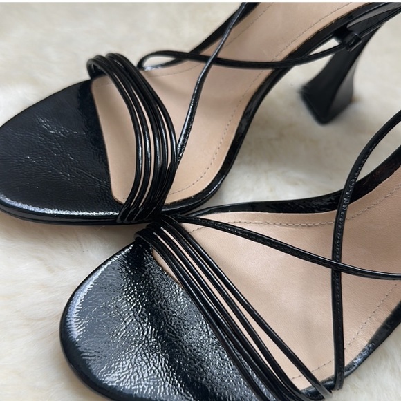 Schutz Arceli Black Leather Sole Heel with Patent Upper 8 - Picture 2 of 6